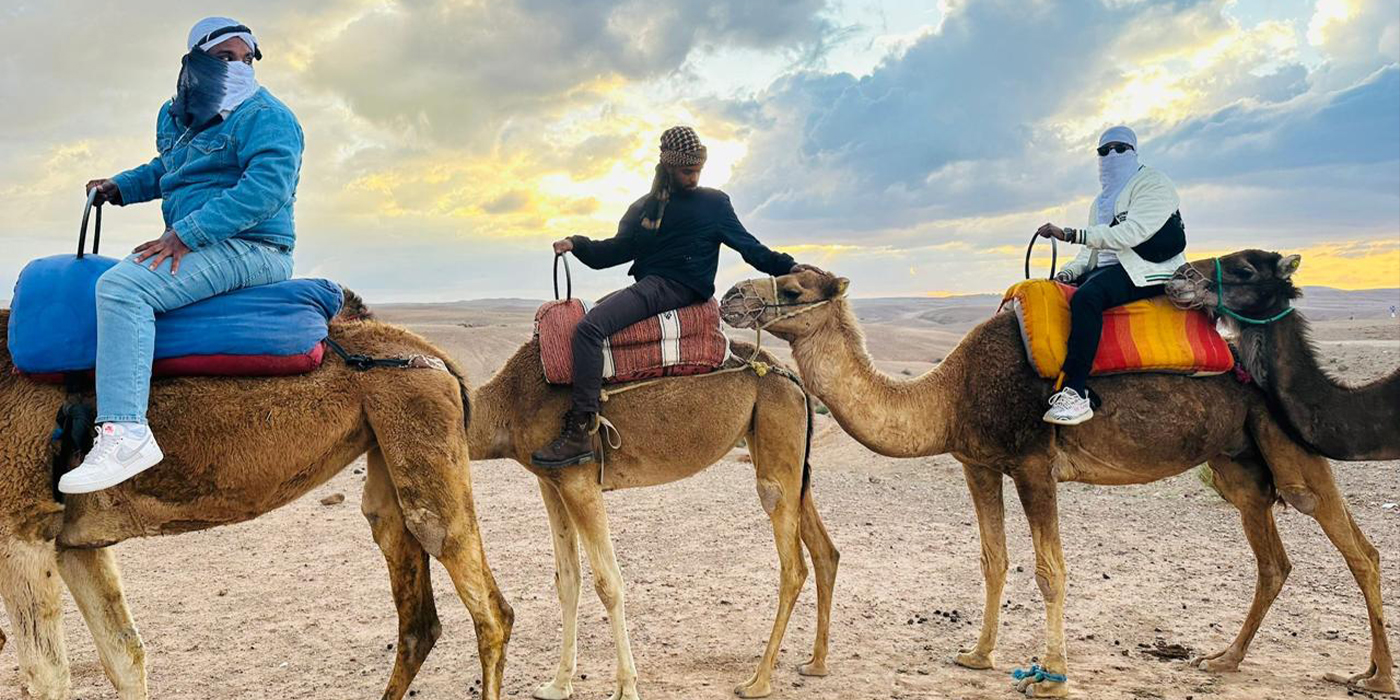 Marrakech Linelyes Adventure diner (1h quad + 10min chameau + show + fire show+ transport)