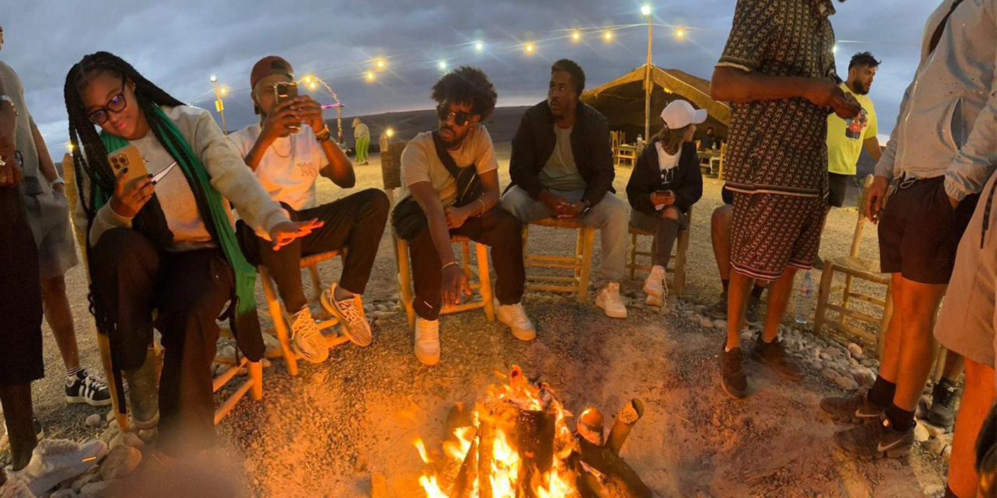 Marrakech Linelyes Adventure daypass desert d'agafay • NightPass (accès piscine+ diner+ transport+ pyrotechnique+ show+ coucher de soleil)